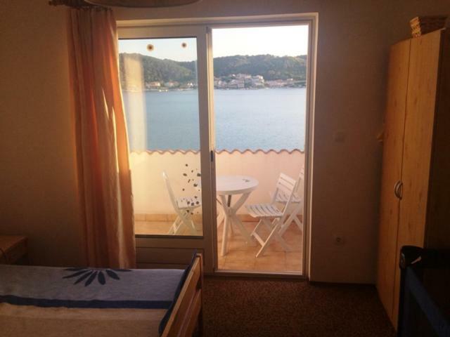 Apartman Supetarska Dragaアパートメント エクステリア 写真