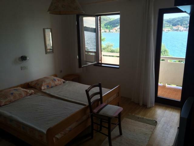 Apartman Supetarska Dragaアパートメント エクステリア 写真