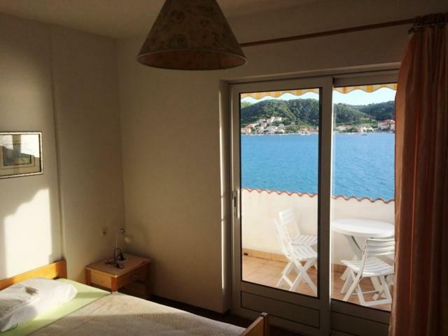 Apartman Supetarska Dragaアパートメント エクステリア 写真