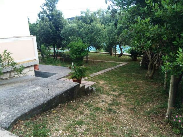 Apartman Supetarska Dragaアパートメント エクステリア 写真